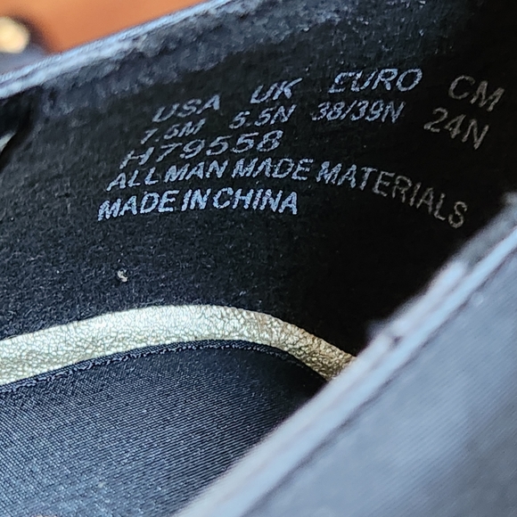 NWT Hush Puppies Sarah block heel pump Size 7.5 Color black - Picture 8 of 8